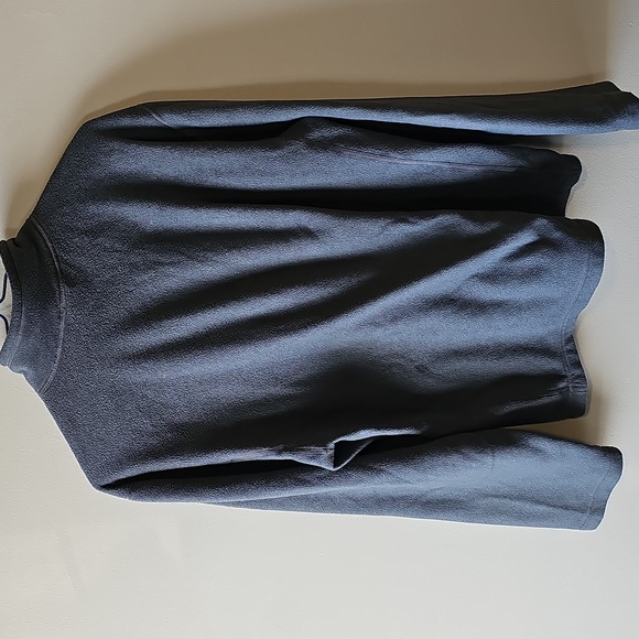 The North Face Men’s Small Half-Zip Fleece Pullover in Charcoal - Picture 4 of 7